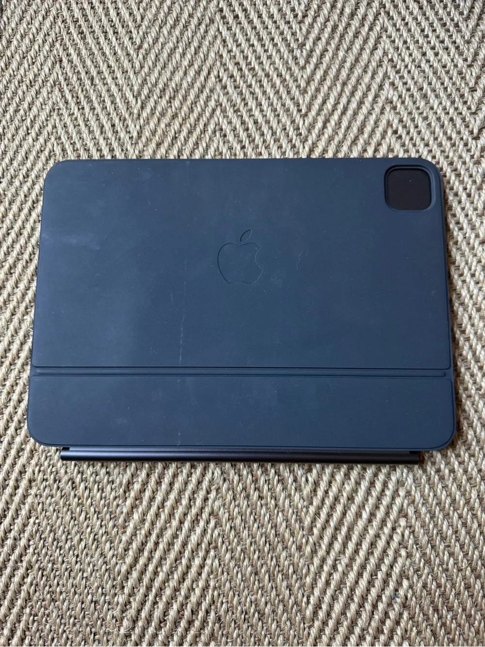 Apple Magic Keyboard for iPad Pro 11” (M4) + Apple Pencil Pro